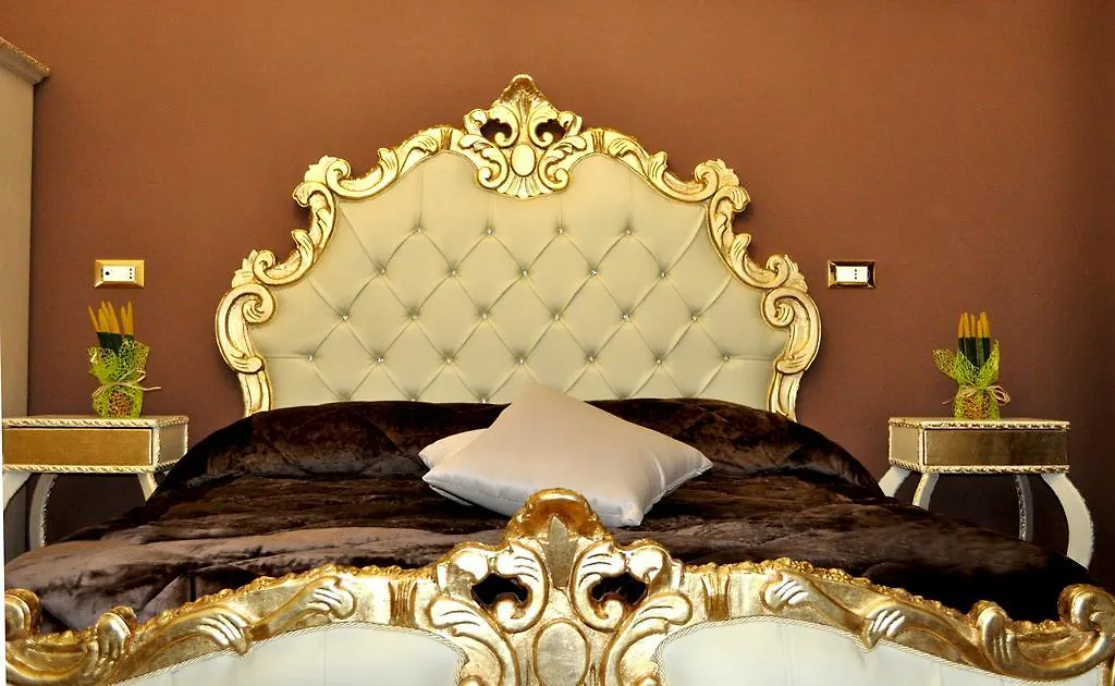 Hotel Des Artistes-1