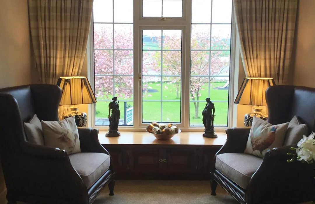Westlea Guest House-1