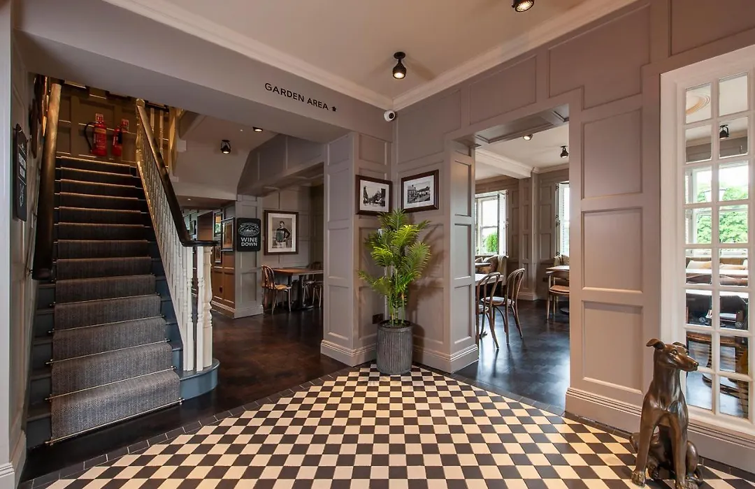 The Bulls Head Hotel-1