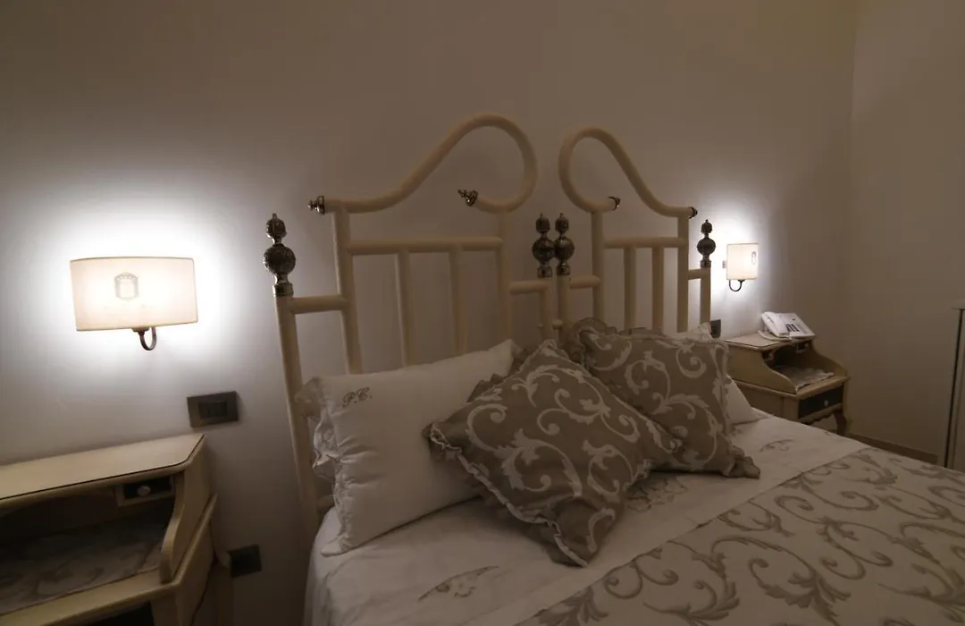 Plazacarrisi Hotel&Spa-1