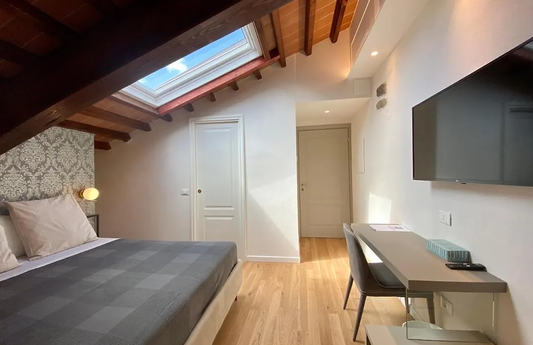 Residenza d'epoca dei Fondachi-1
