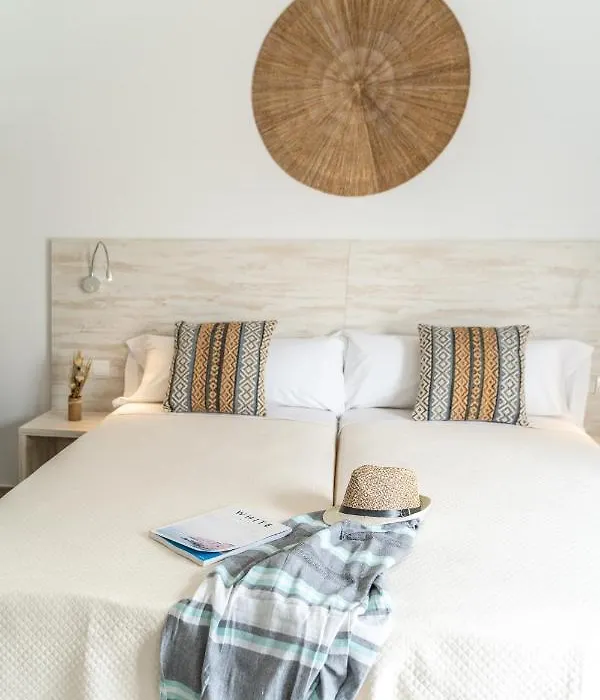 Hostal Rosell Boutique-1