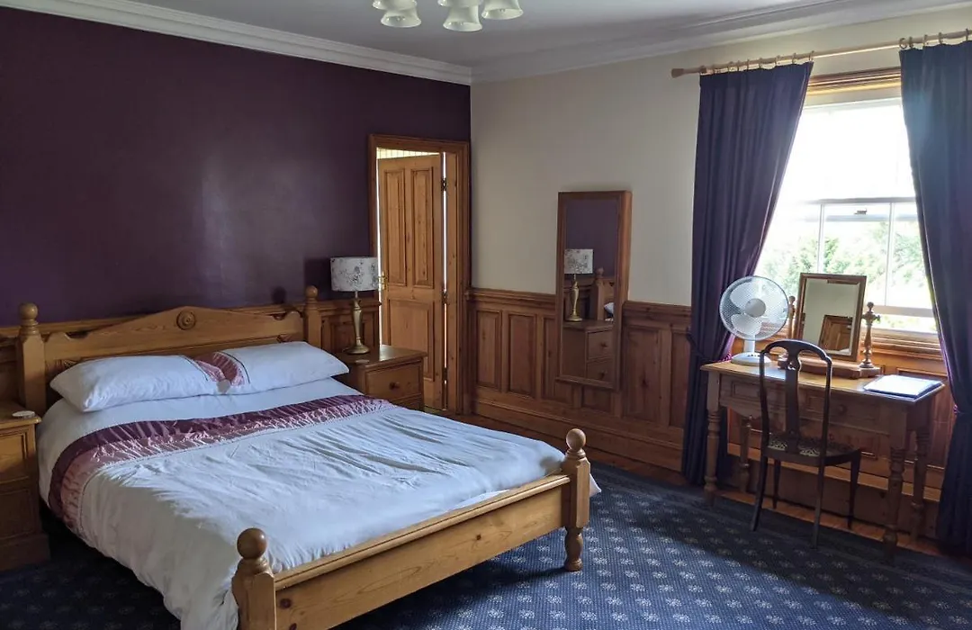 The Londesborough Arms Bar With En-Suite Rooms-1