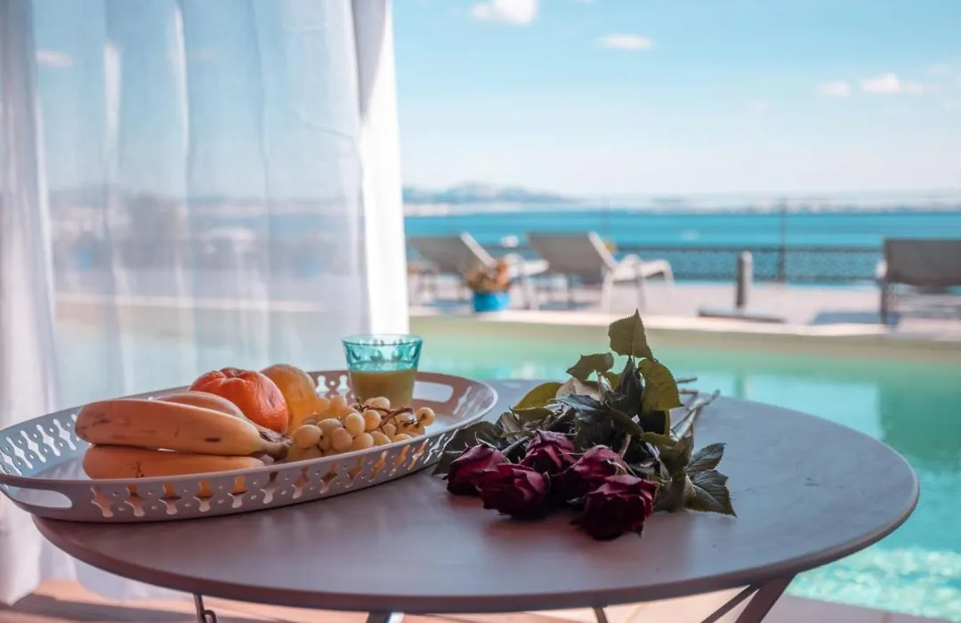Les Suites Love 1 Spa Vue Mer Piscine-1