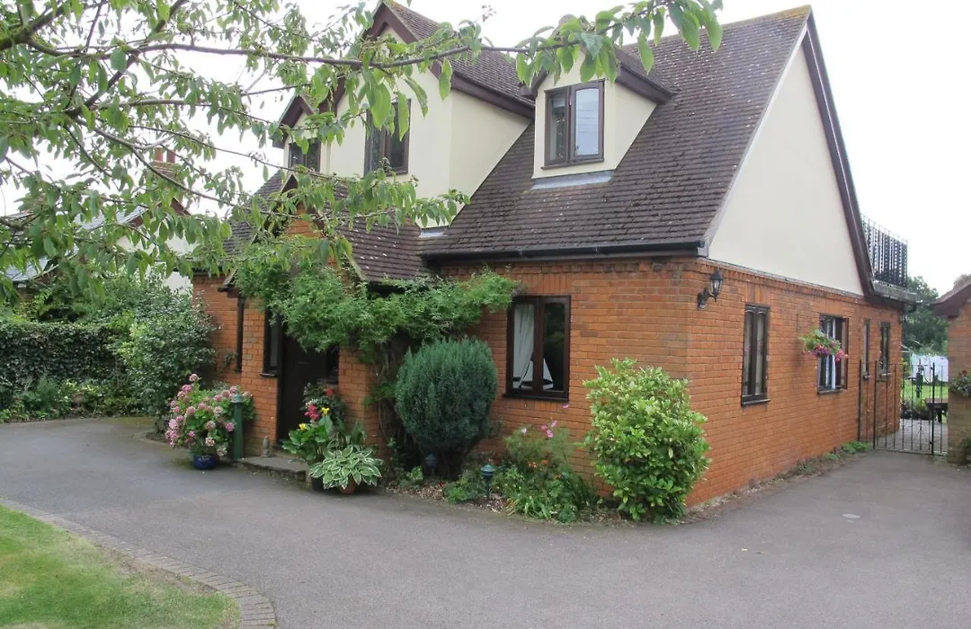 Burnt Mill Cottage-1