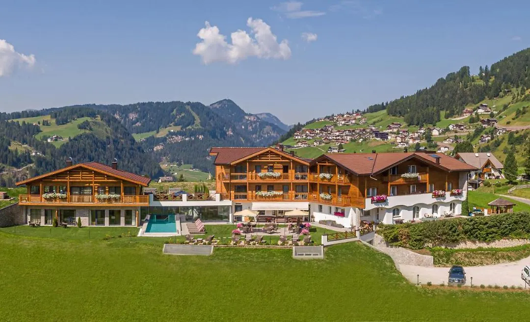 Hotel Rodella-1