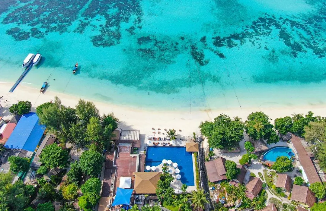 AKIRA Lipe Resort-1