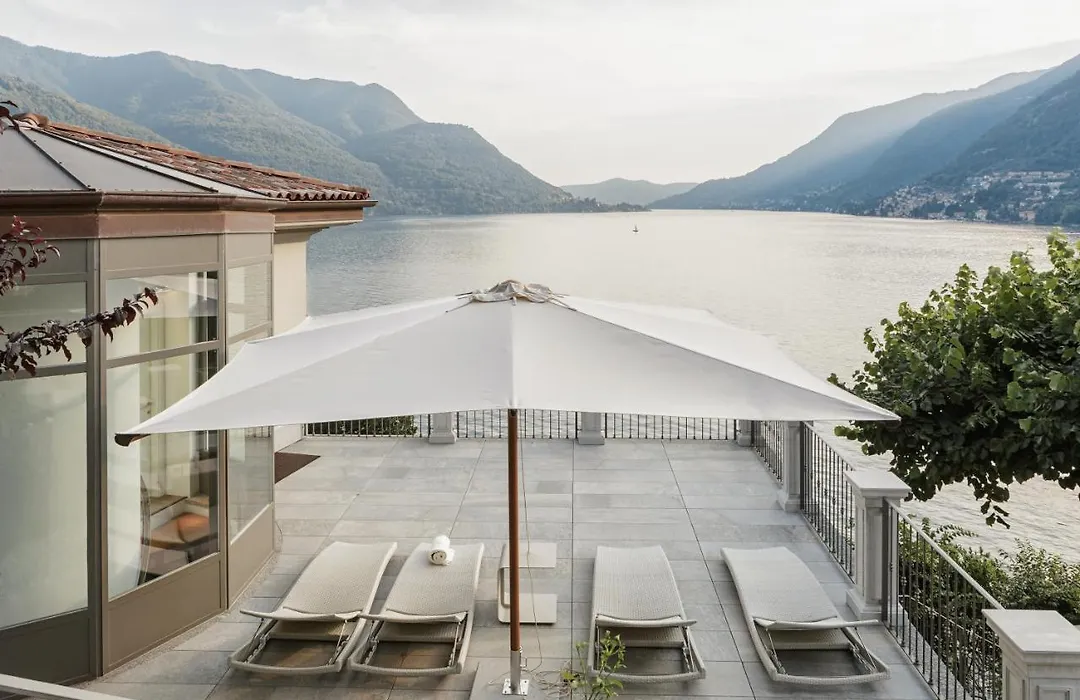 Villa Làrio Lake Como-1