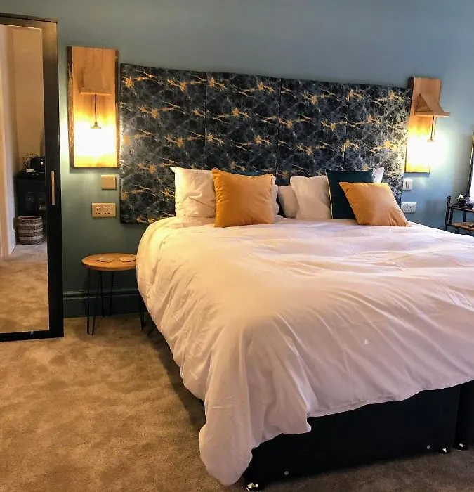 Cambrian House B & B-1
