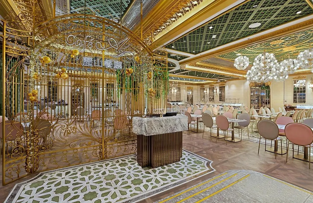 Hotel Alexandra-1
