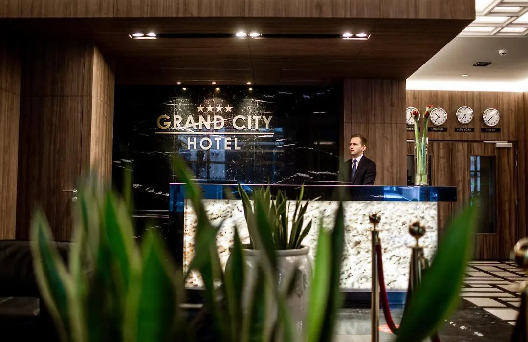 Hotel Grand City Wroclaw-1
