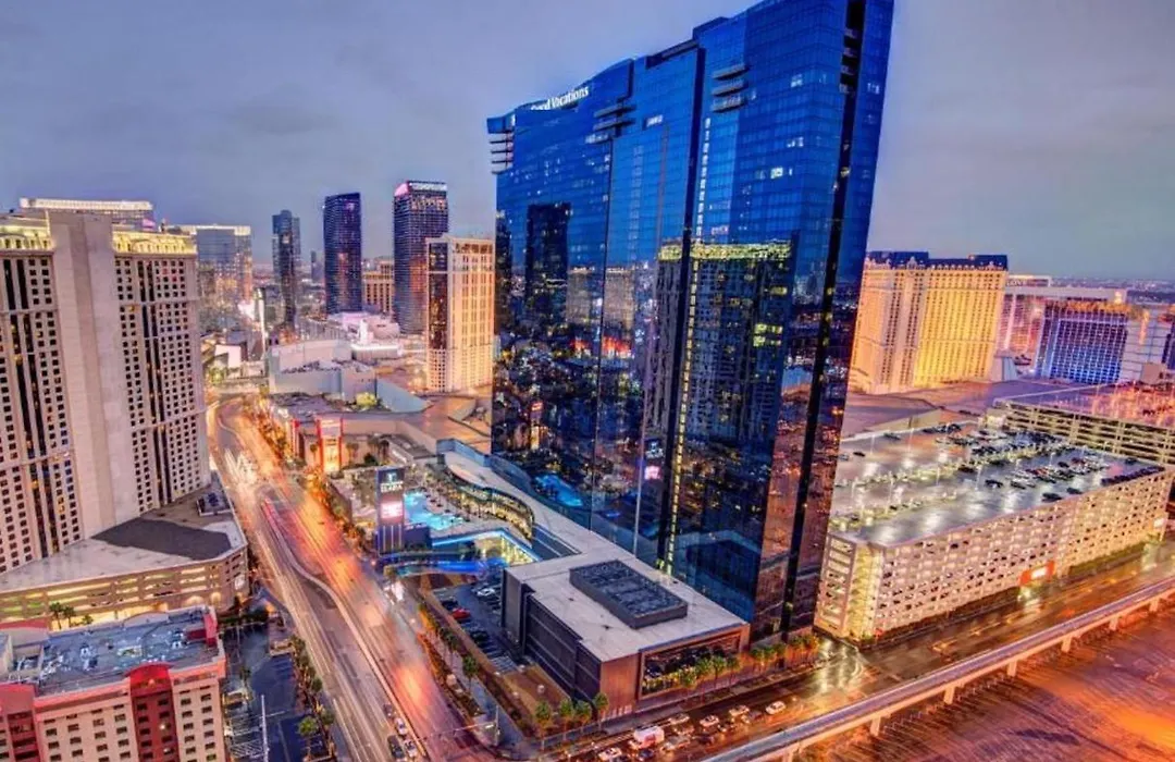 Suites At Elara Las Vegas Center Strip-No Resort Fees-1