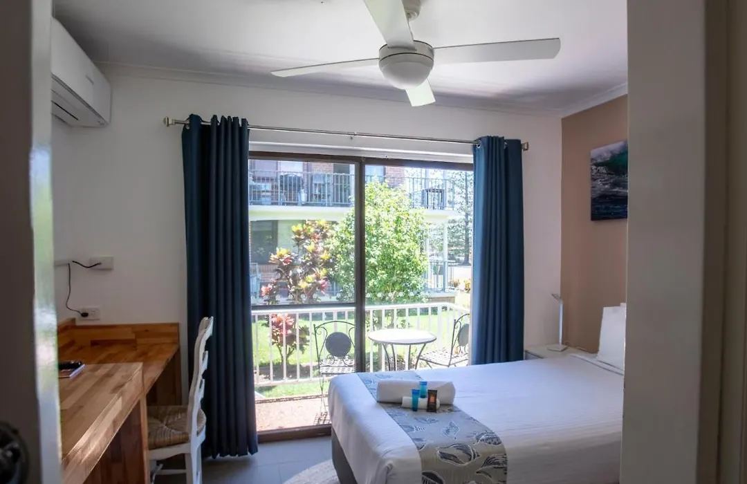 Ocean Breeze Motel-1