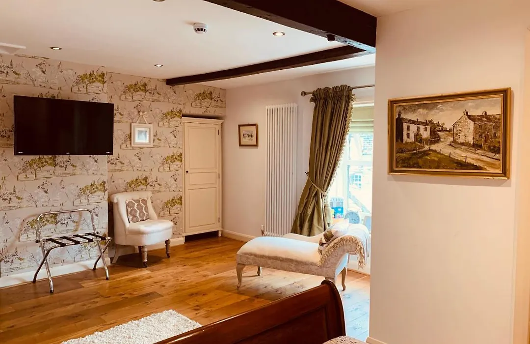 Busfeild Arms-1