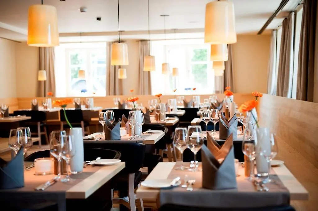 Alpenhotel Krone-1