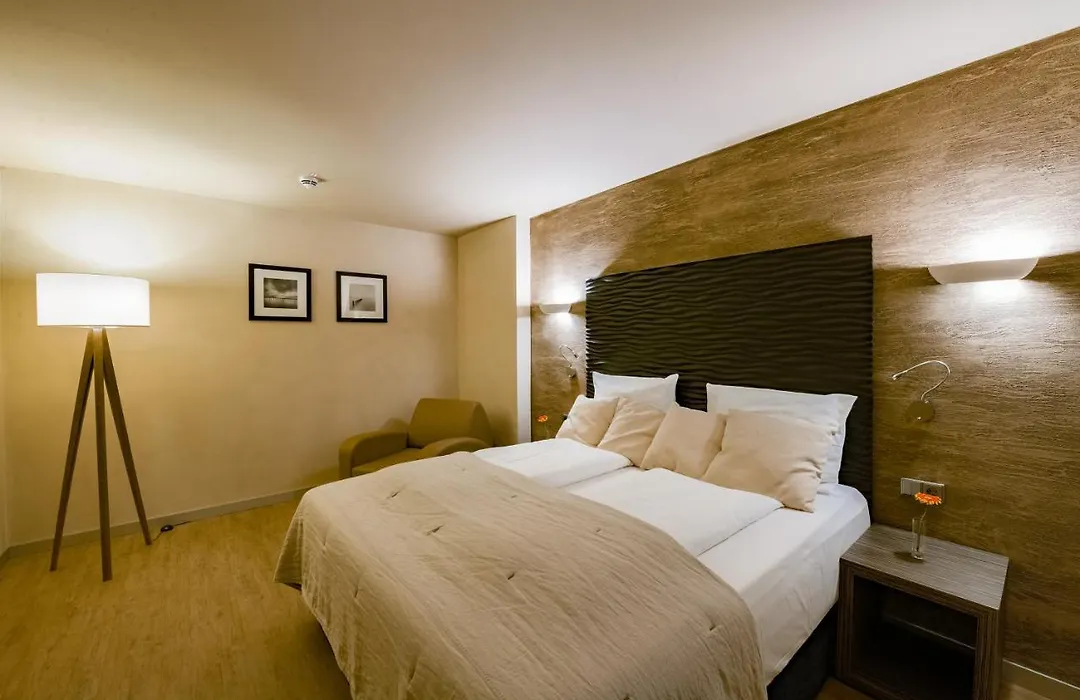 Artim Hotel-1