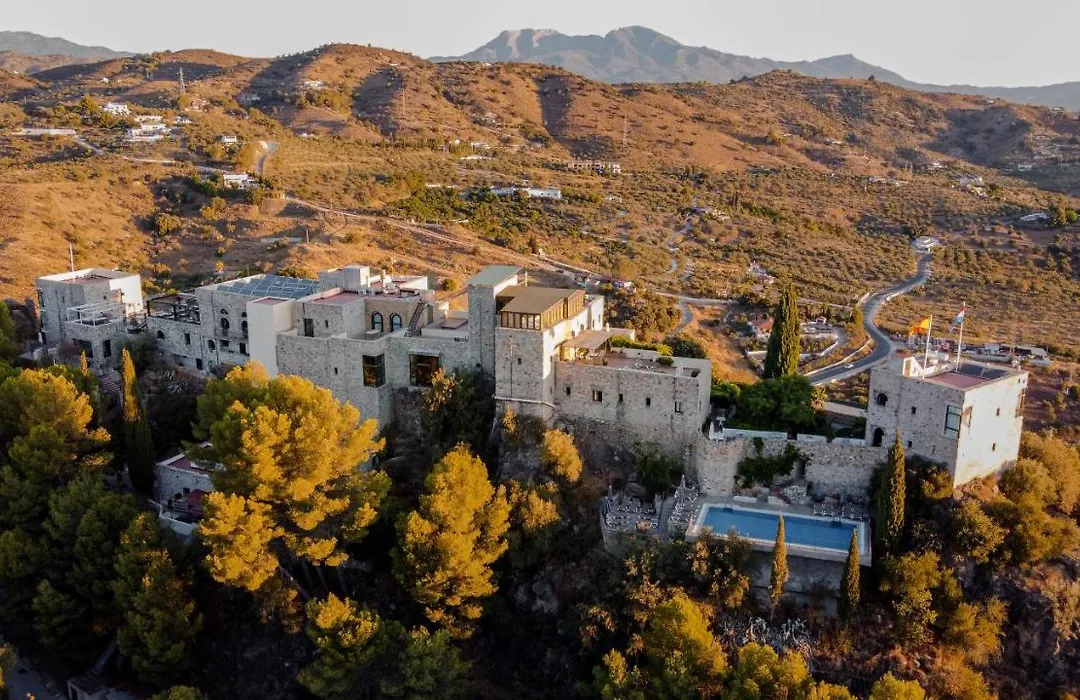 Hotel Castillo De Monda-1