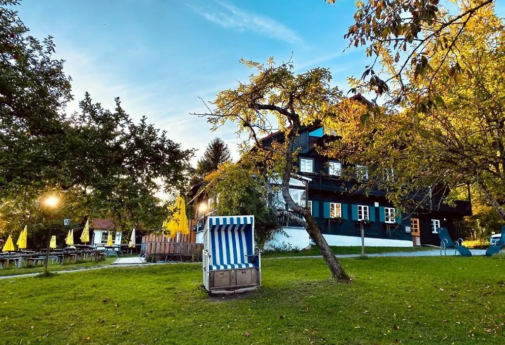 Schatzbergalm Pension-1