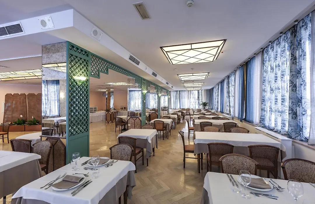 Ariminum Hotel-1