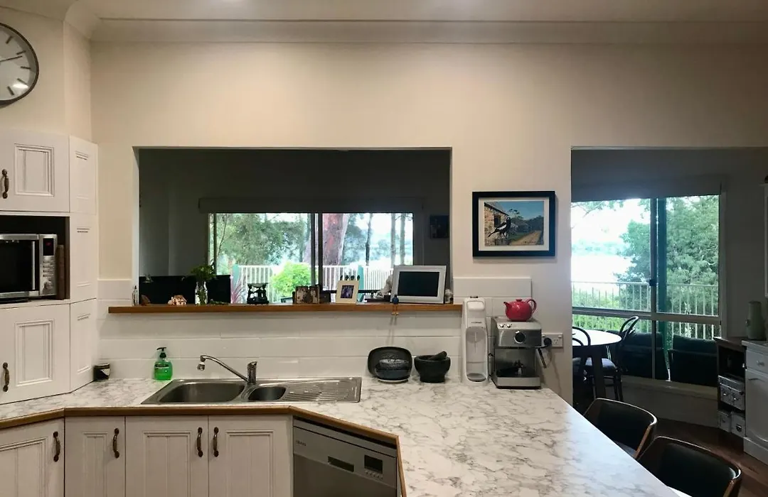 Blue Gum Cottage On Bay-1