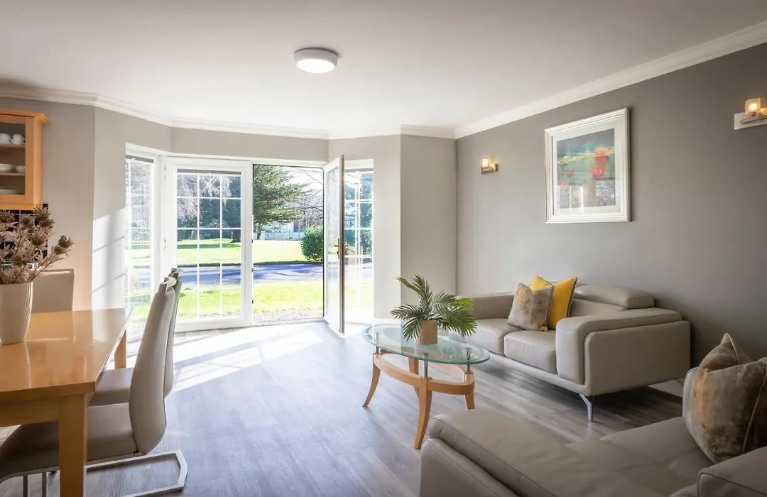 Gleneagle River Apartments-1