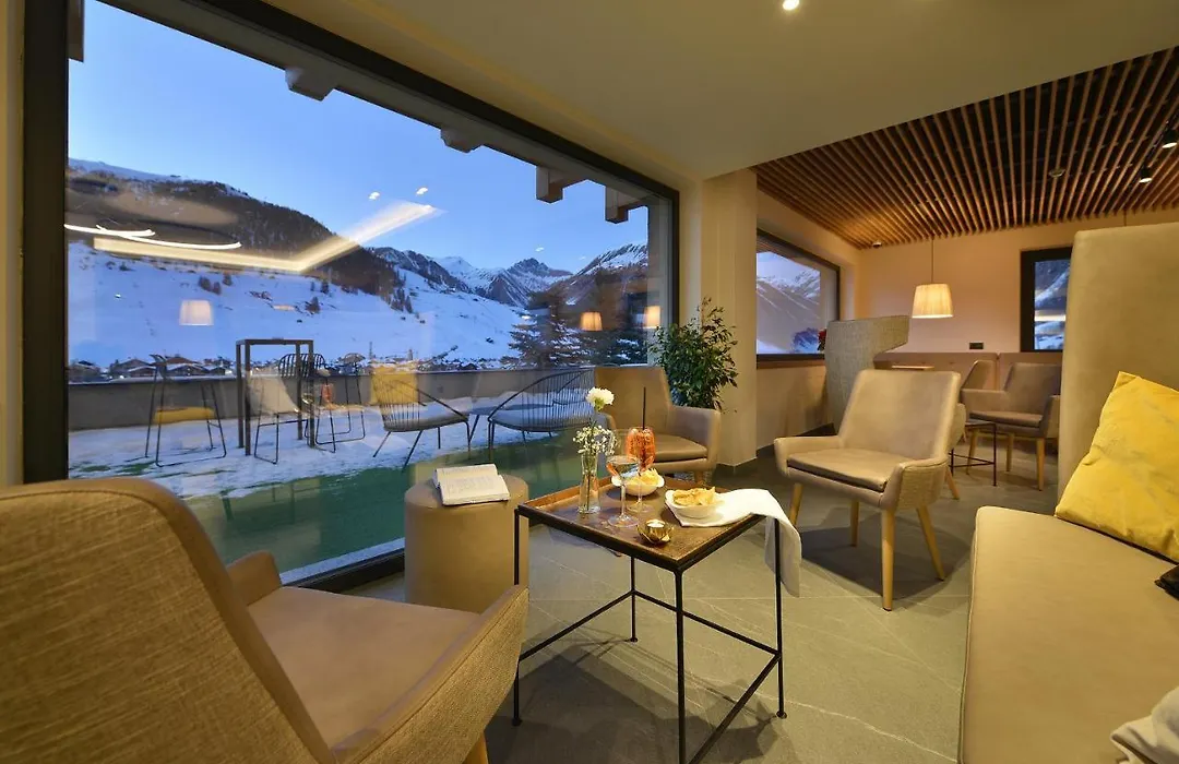 Hotel Bucaneve-1