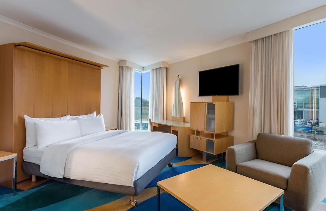 Radisson Blu Hotel London Stansted Airport-1
