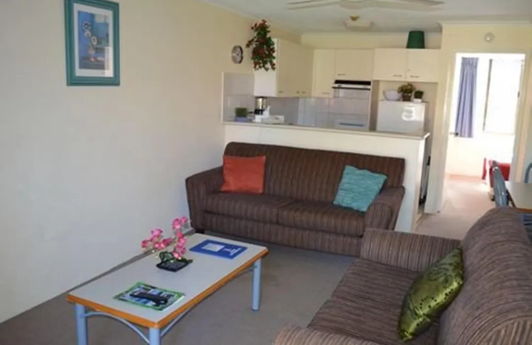 Enderley Gardens Resort-1