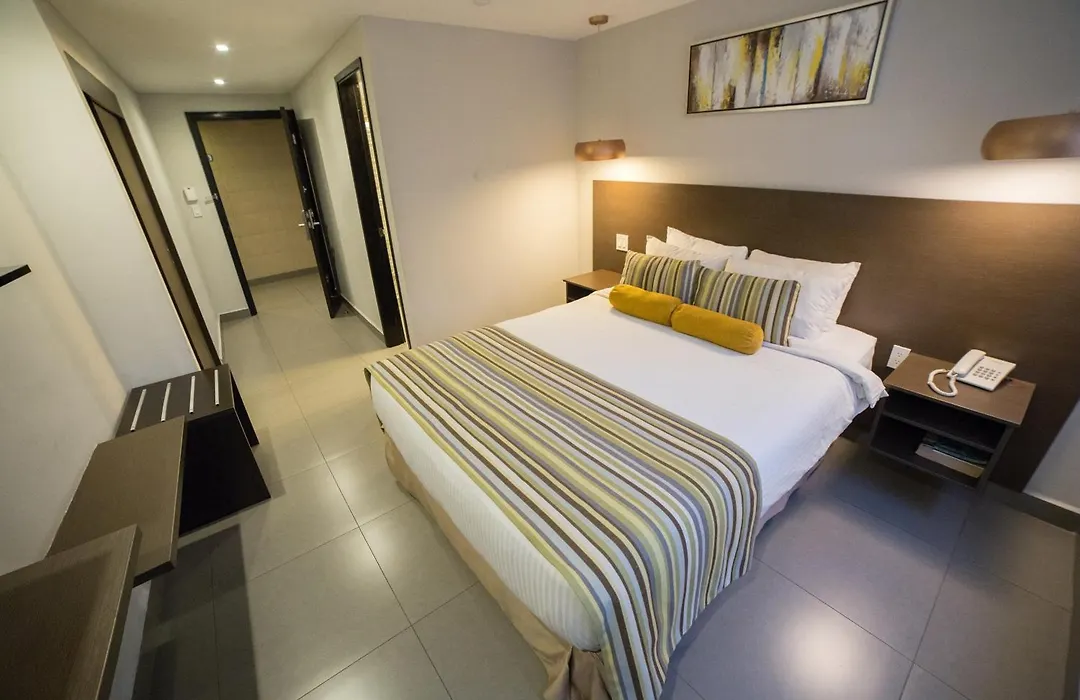 Hotel Ojos Del Rio-1