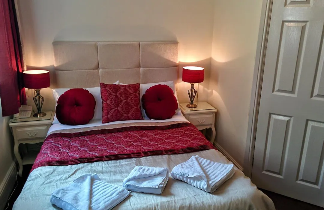Acorn Guest House-1