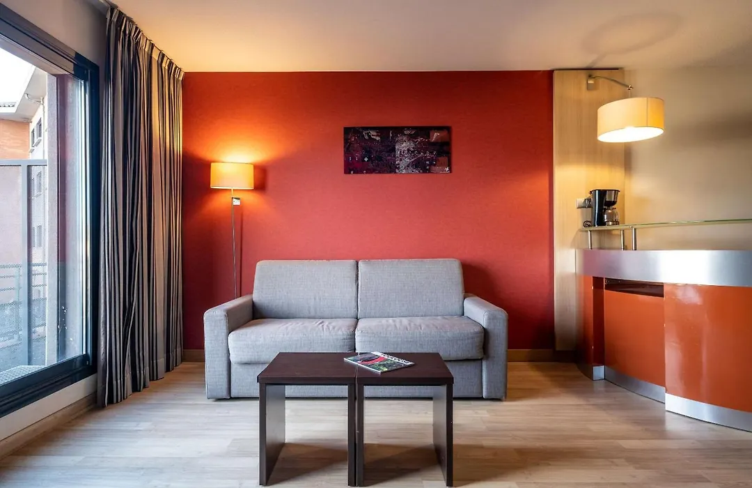 Clarion Aparthotel Toulouse Blagnac Airport-1