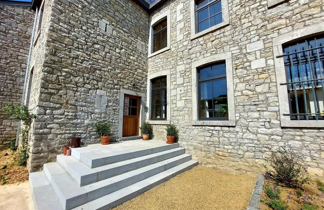 Les Suites De Petit Bomal-1