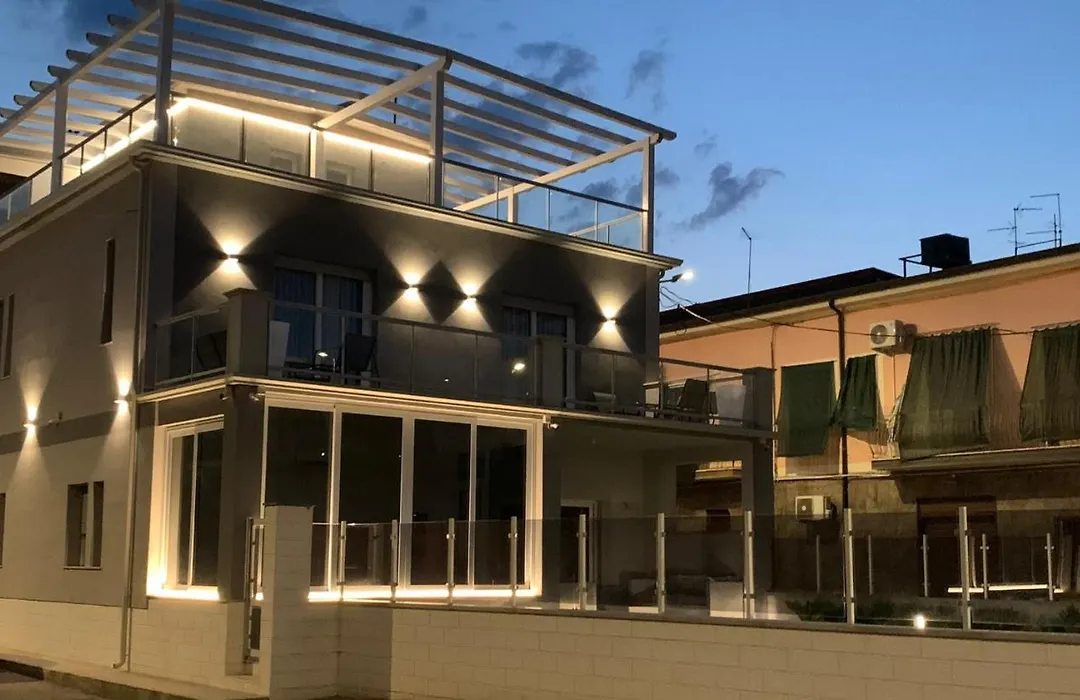 Luxury House-1