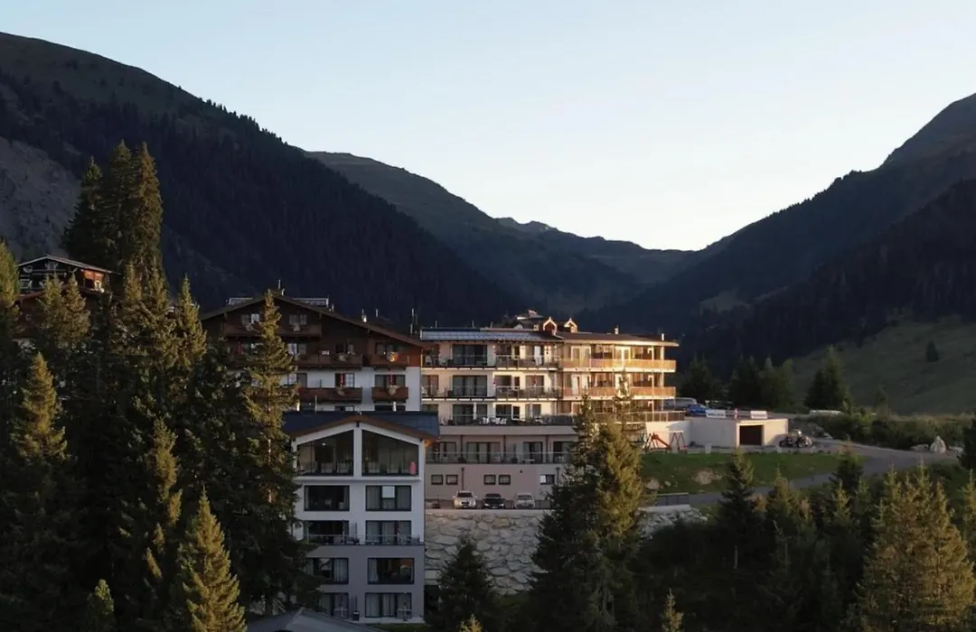 Ursprungs Panorama Hotel Königsleiten-1