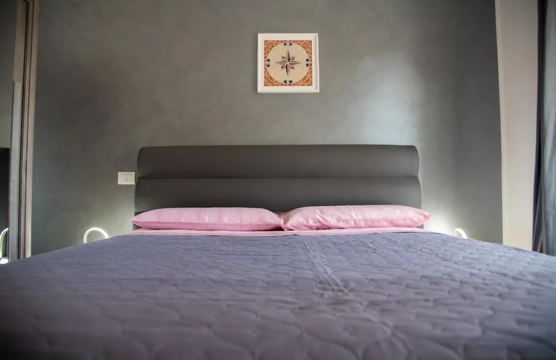 A & G Relax Rooms-1