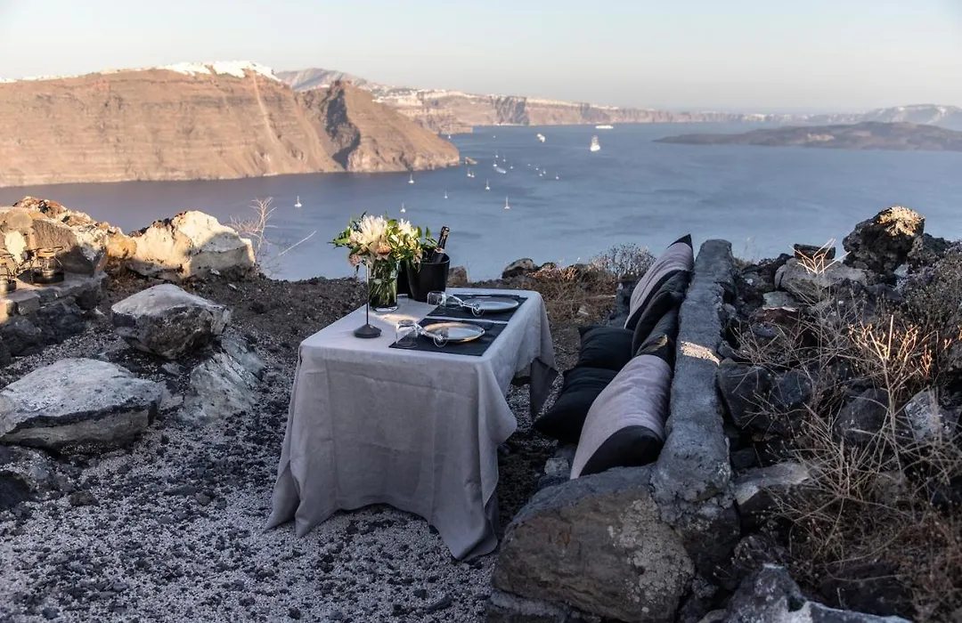Nimbus Santorini-1