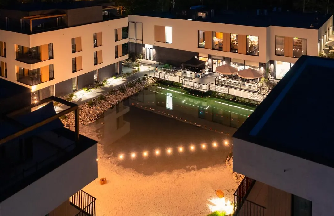 Vislow Resort-1