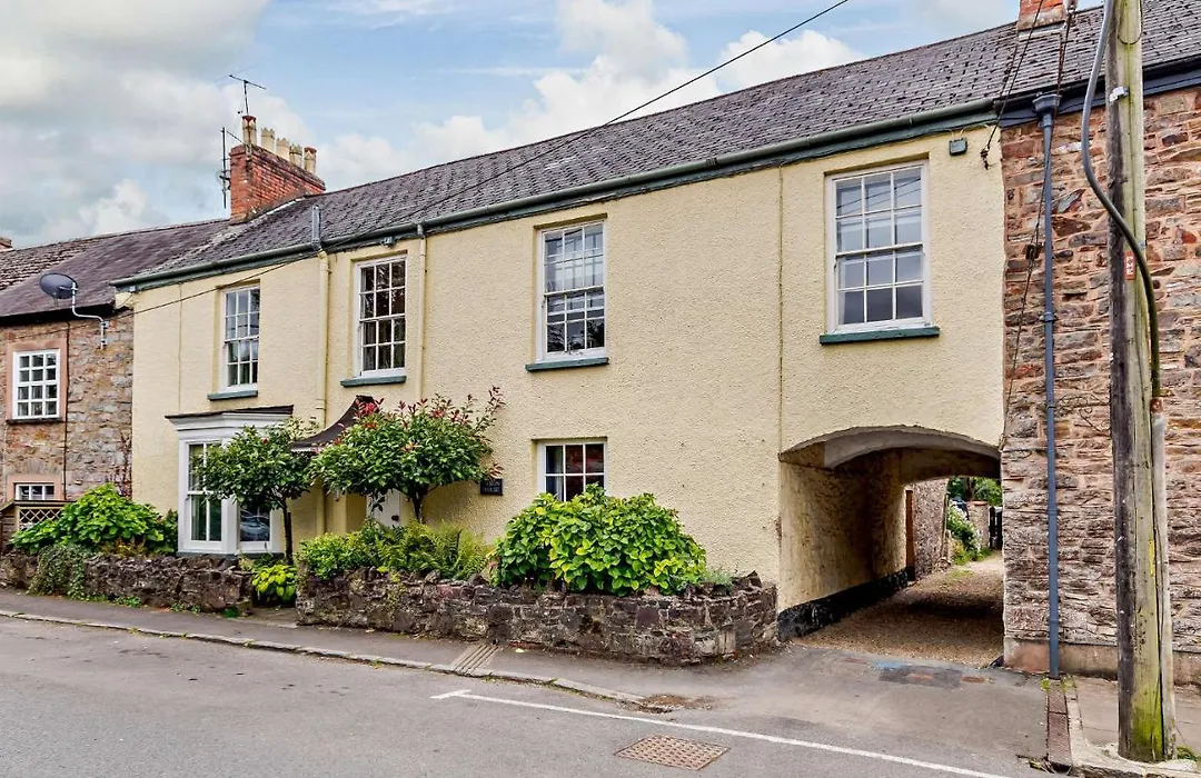 Heron House-1
