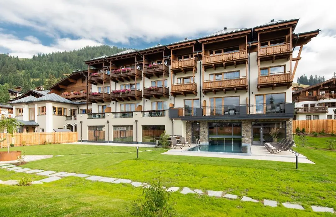 Hotel Königsleiten Vital Alpin-1