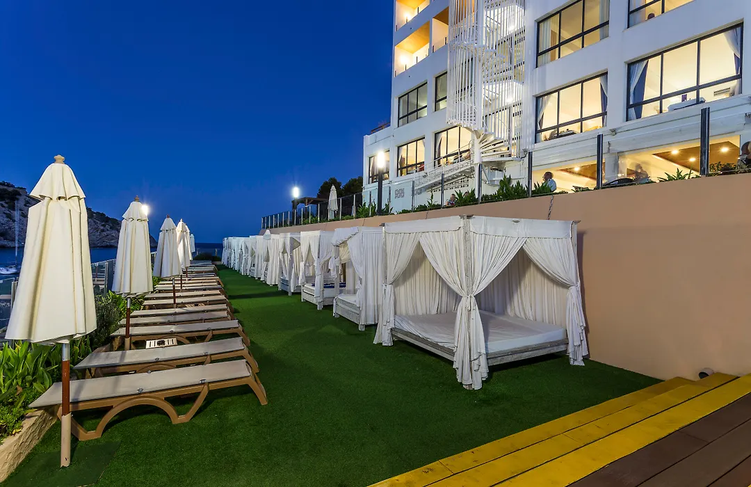 Palladium Hotel Cala Llonga - Adults Only-1