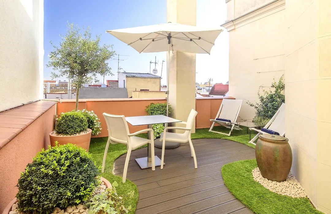 Boutique Hotel H10 Villa de la Reina-1