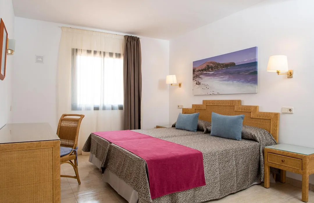 Hl Club Playa Blanca-1