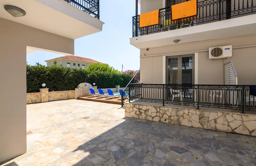 Karras Hotel-1
