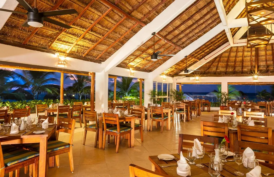 Krystal Cancun-1