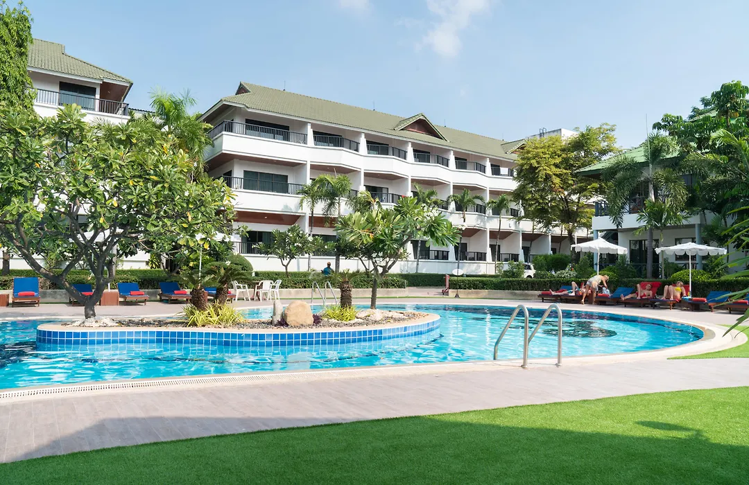 Grand Jomtien Palace Hotel-1