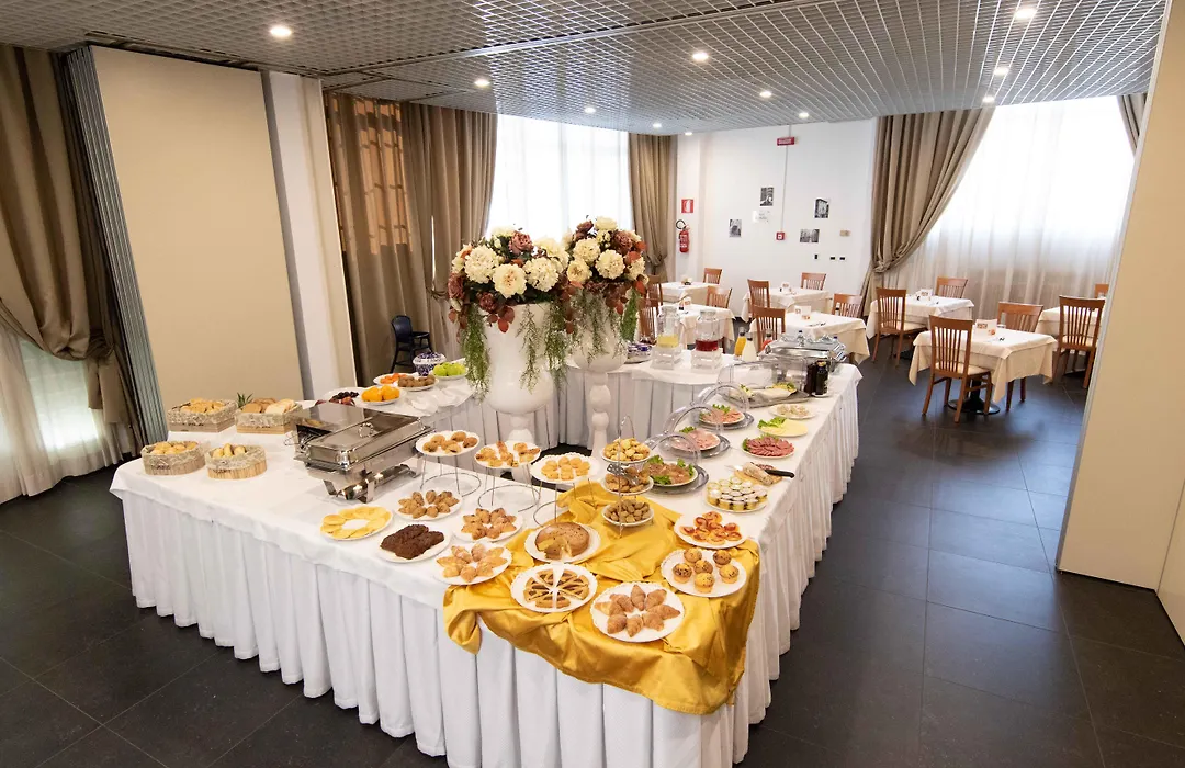 Hotel Re Enzo-1