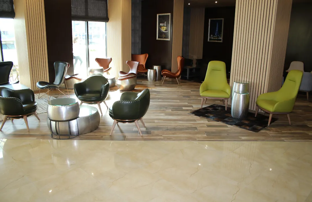 Hotel Golden Tulip Varna-1