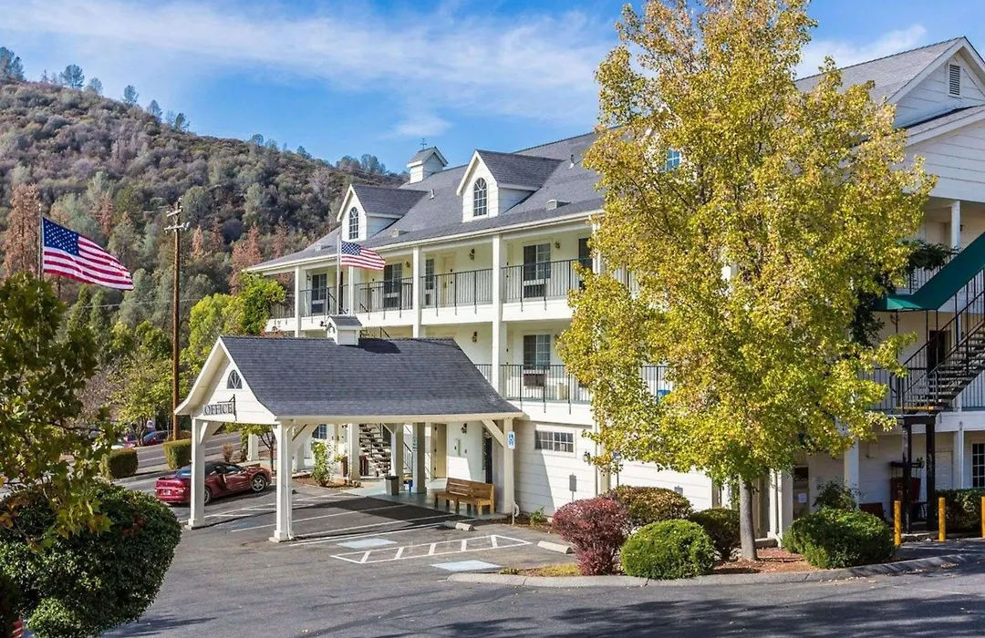 Quality Inn Yosemite Valley Gateway-1