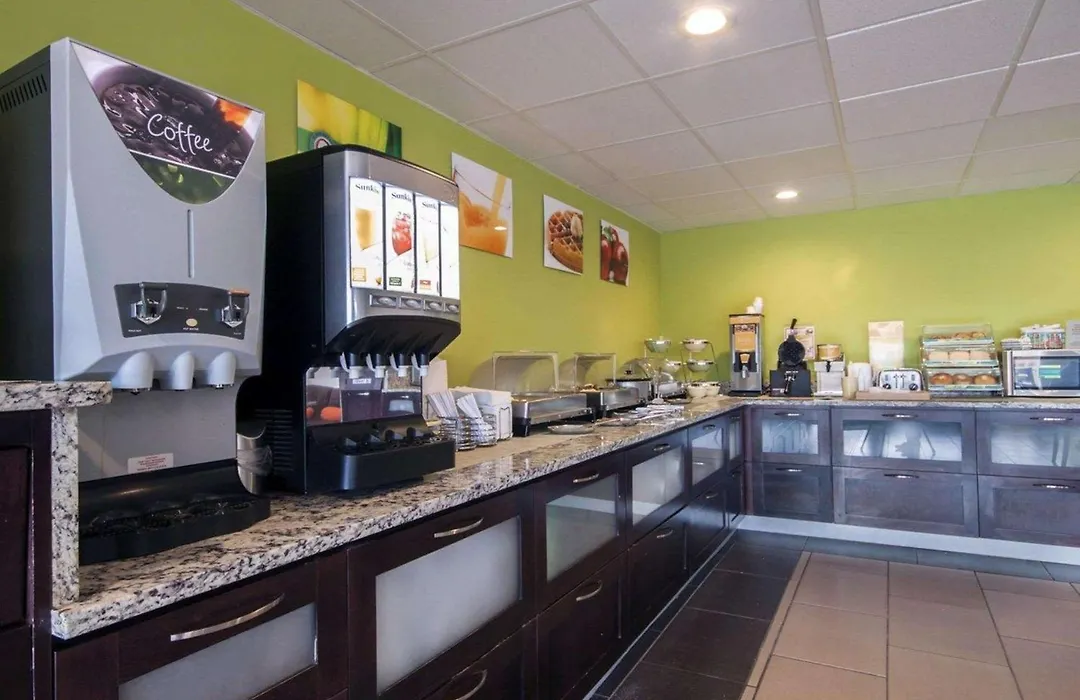 Quality Inn & Suites Airport-1