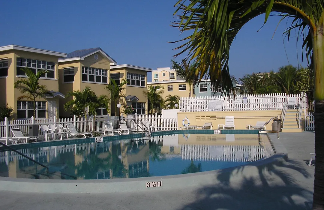 Barefoot Beach Resort-1